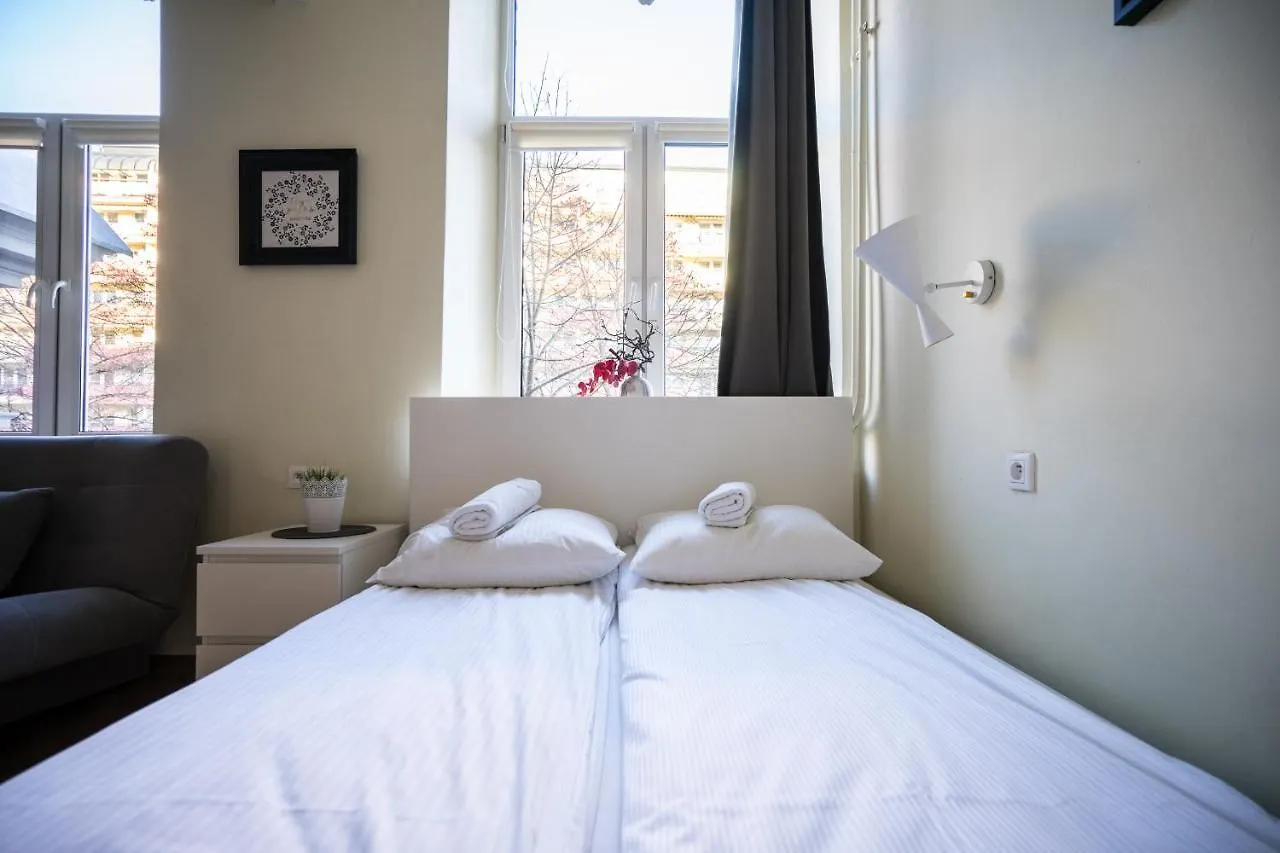 Elegant Apartment Copernicus Varsavia 0*,  Polonia